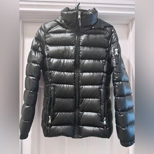 Calvin Klein women’s Black Puffer Packable Jacket size Small